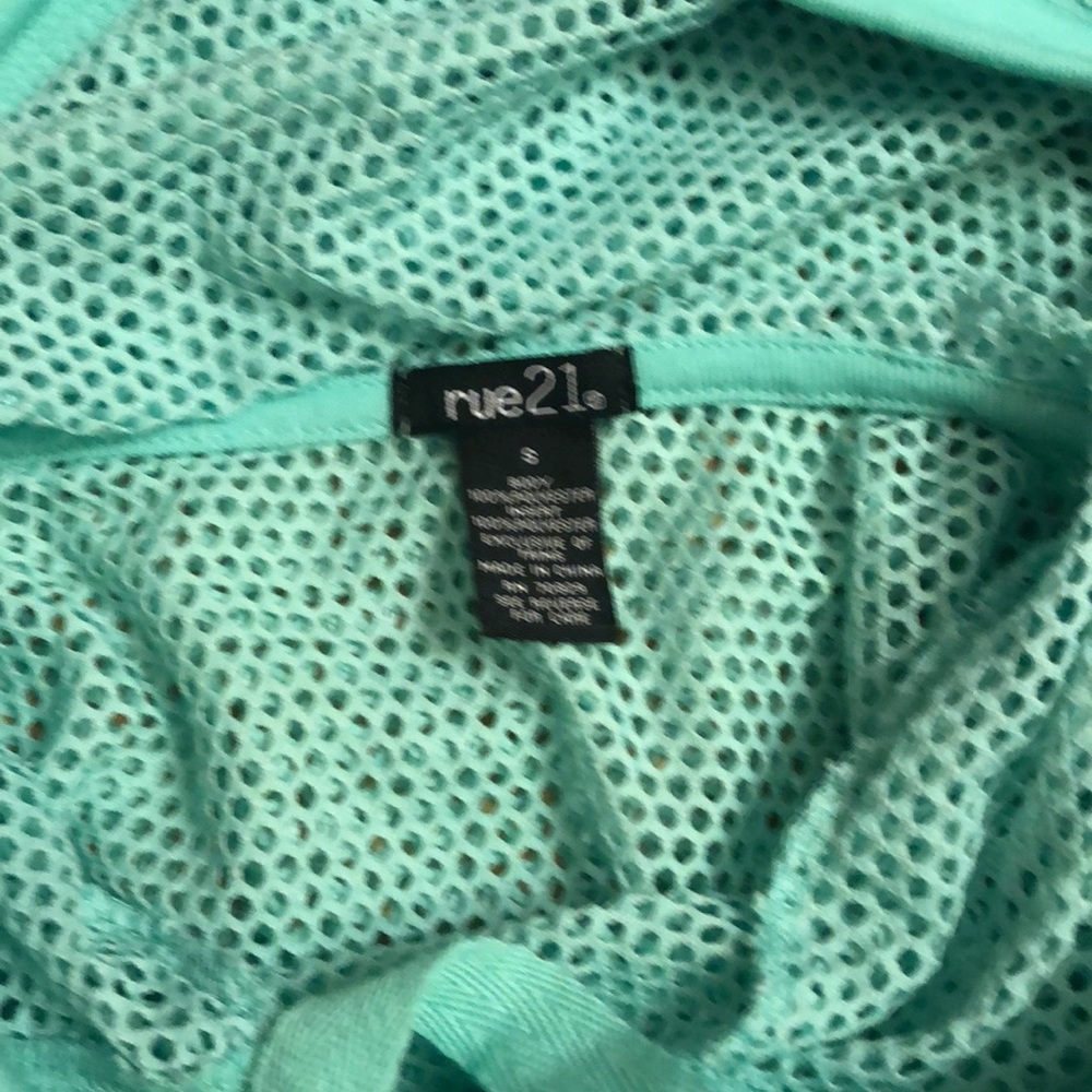 NWOT Rue21 Top - Picture 4 of 5
